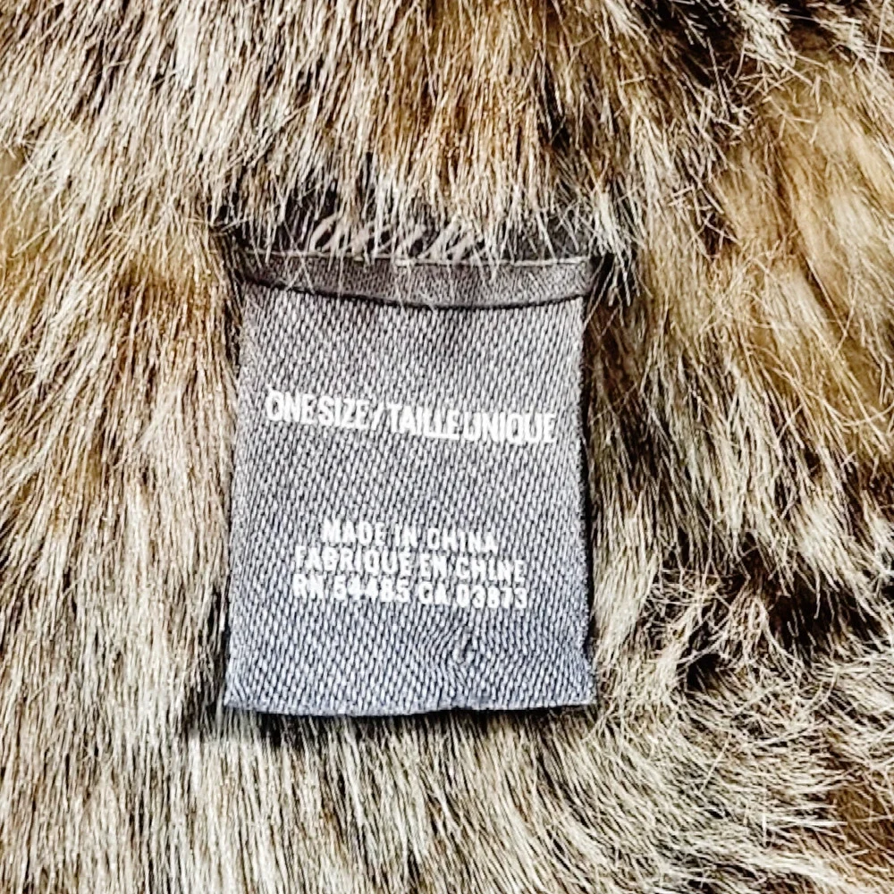 EUC VTG American Eagle Aerie Cable Knit‎ Faux Fur Reversible Infinity Scarf